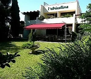 Hotel Logis L'abricotine, Tain-lʼHermitage